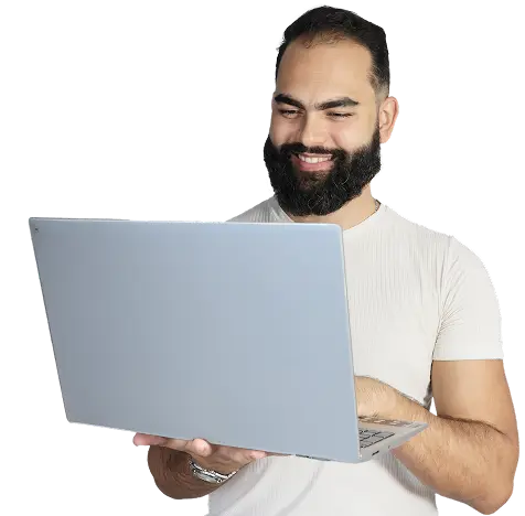 Homem com computador