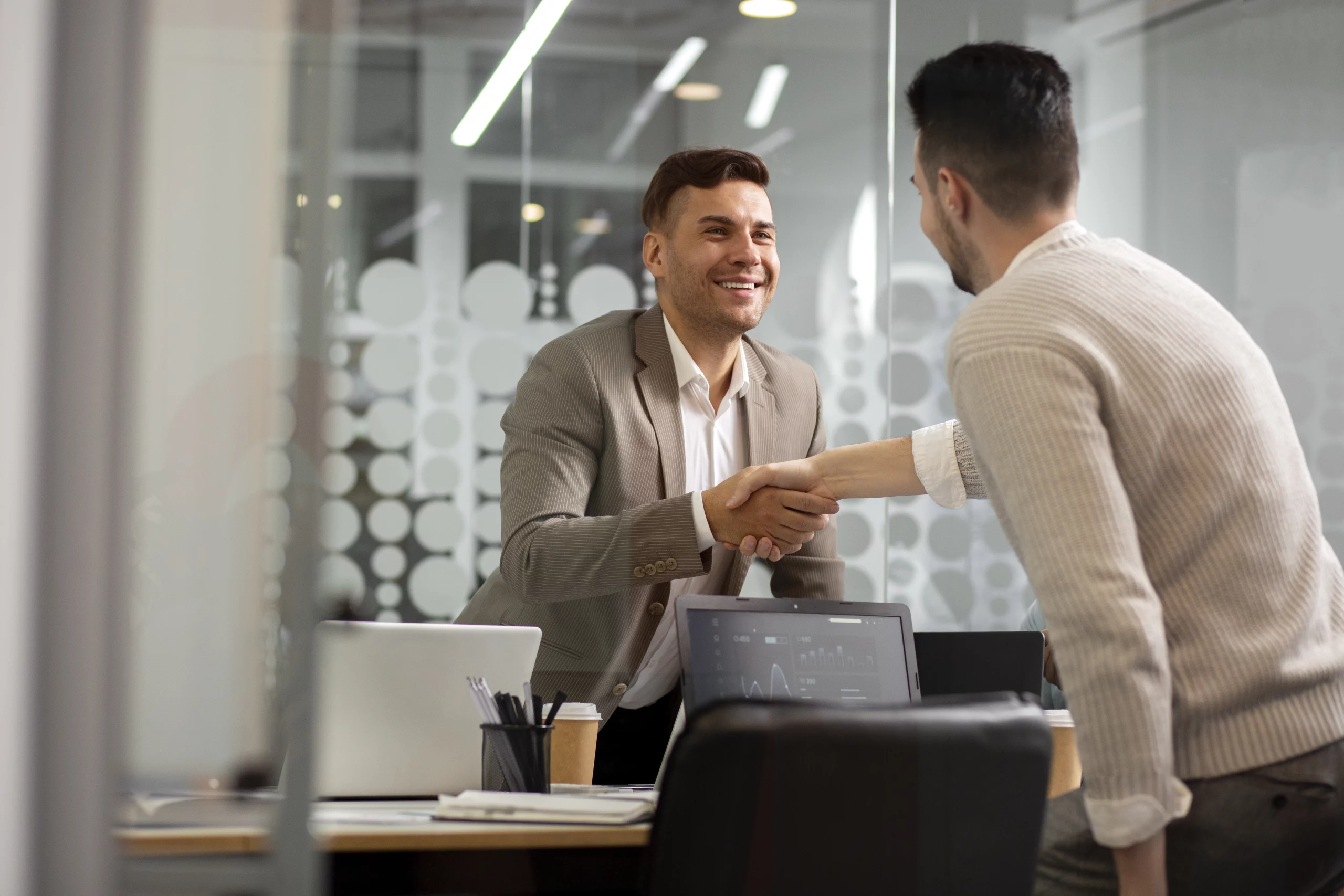 O que diz os acordos coletivos sobre a jornada de trabalho?