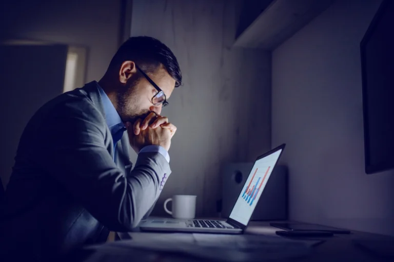 Como calcular adicional noturno