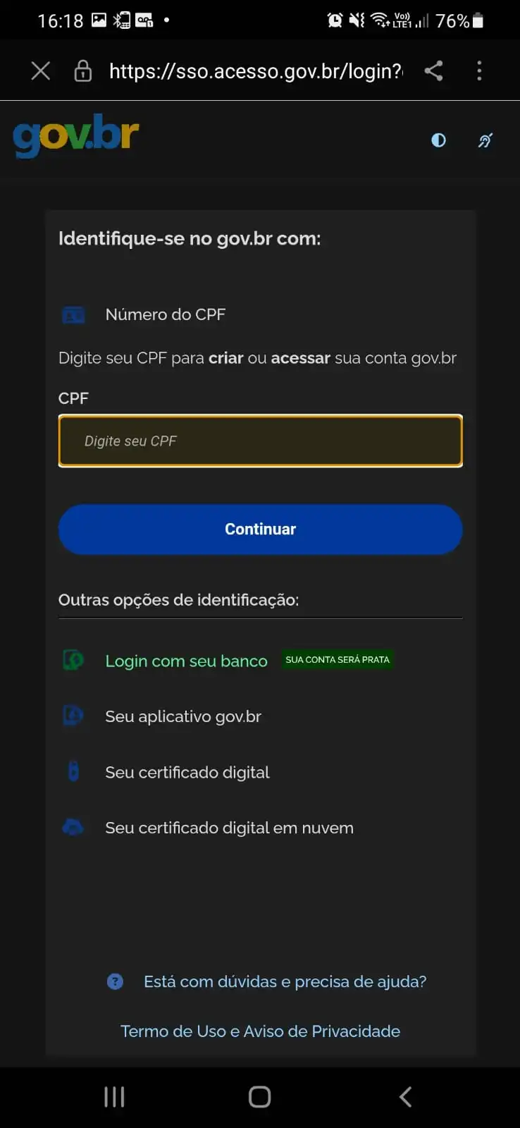 Acessando a CTPS pelo celular.