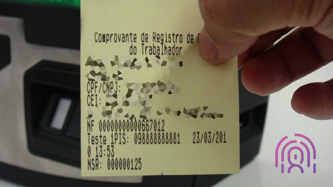 Quais informações devem constar no comprovante de ponto?