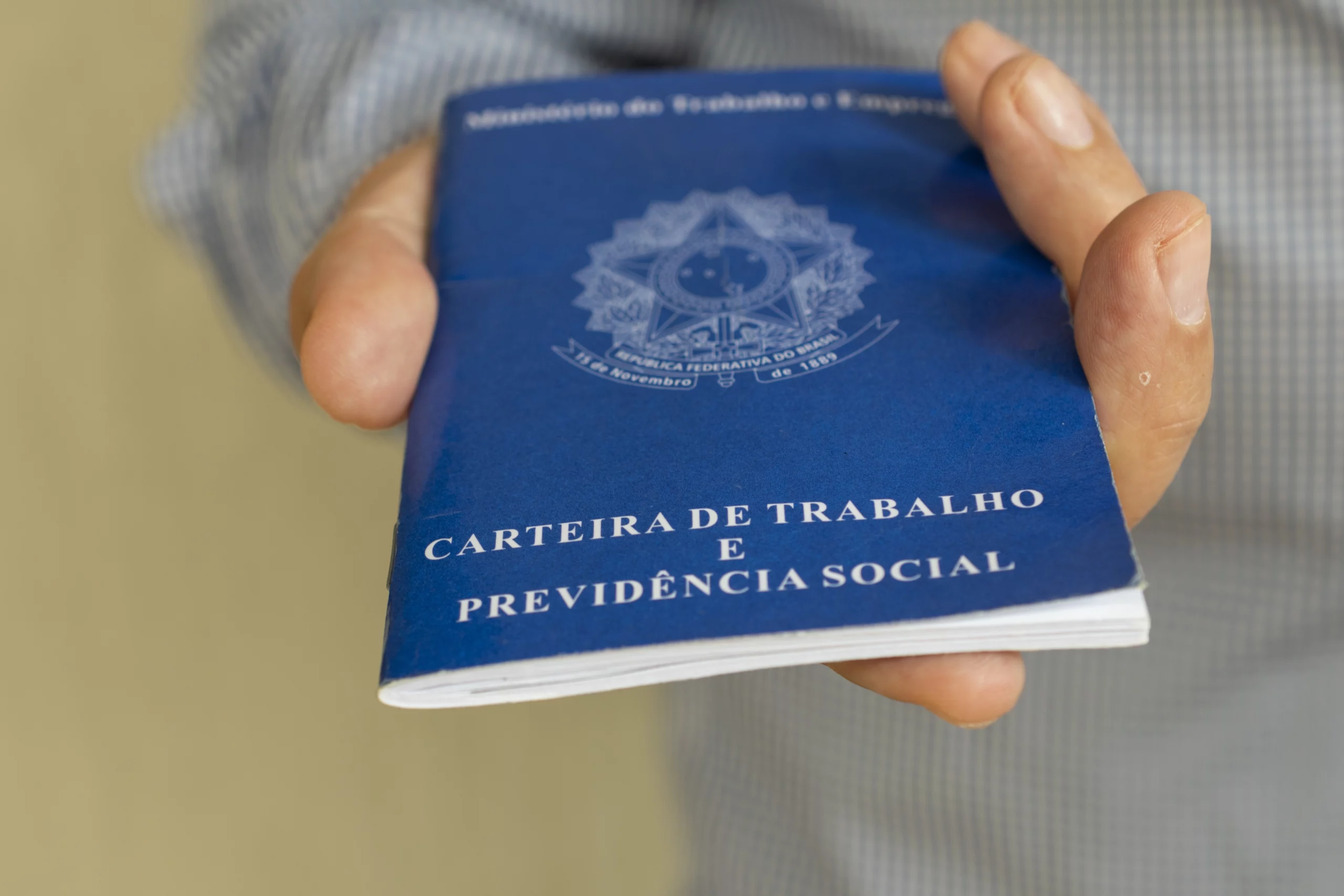 Saiba tudo o que a CLT diz sobre o DSR.