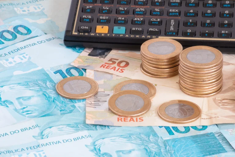 O que é salário base?