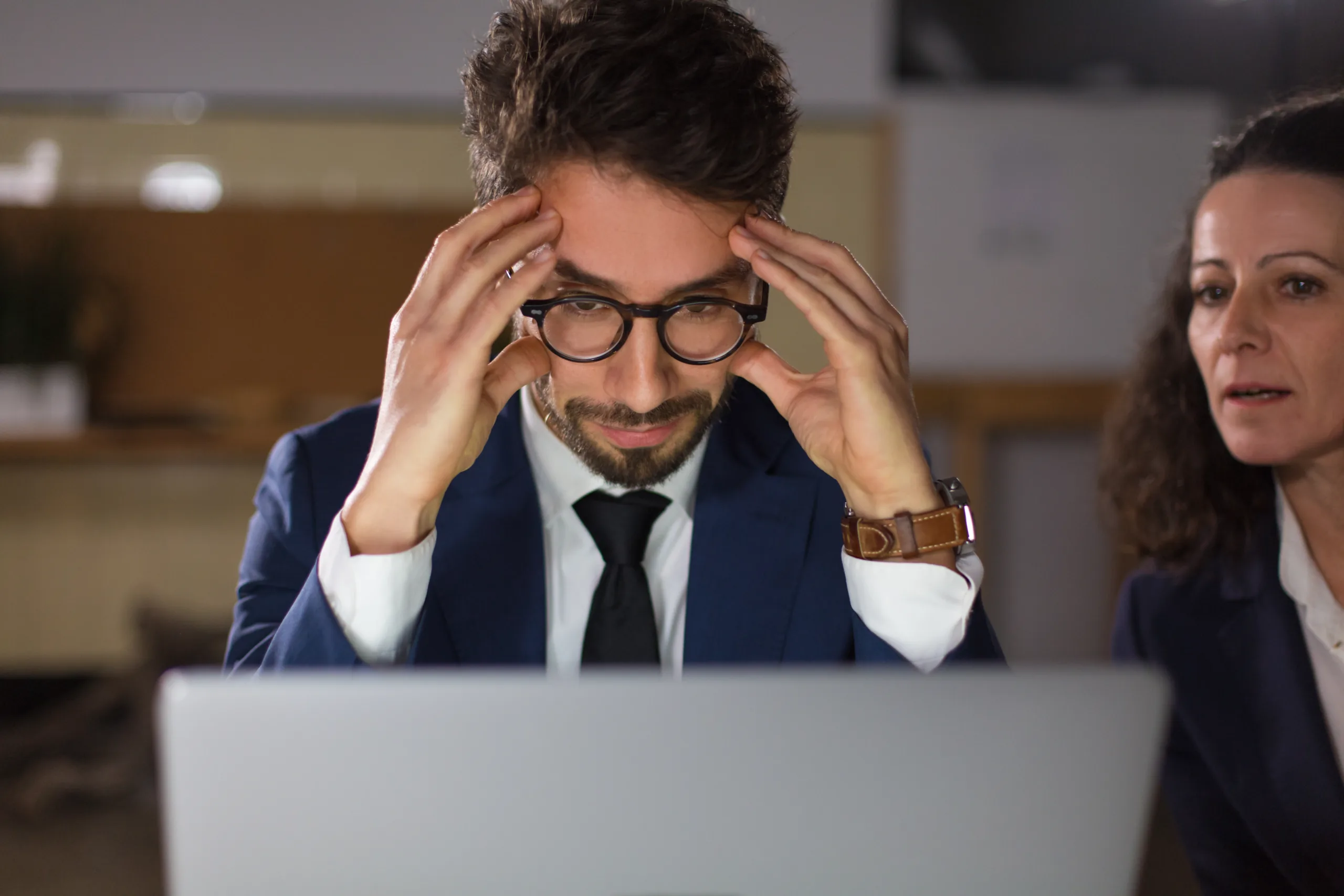 Riscos trabalhistas: sinais que sua empresa não vê